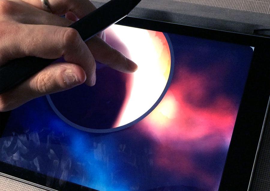 blending the planet's edge with a finger