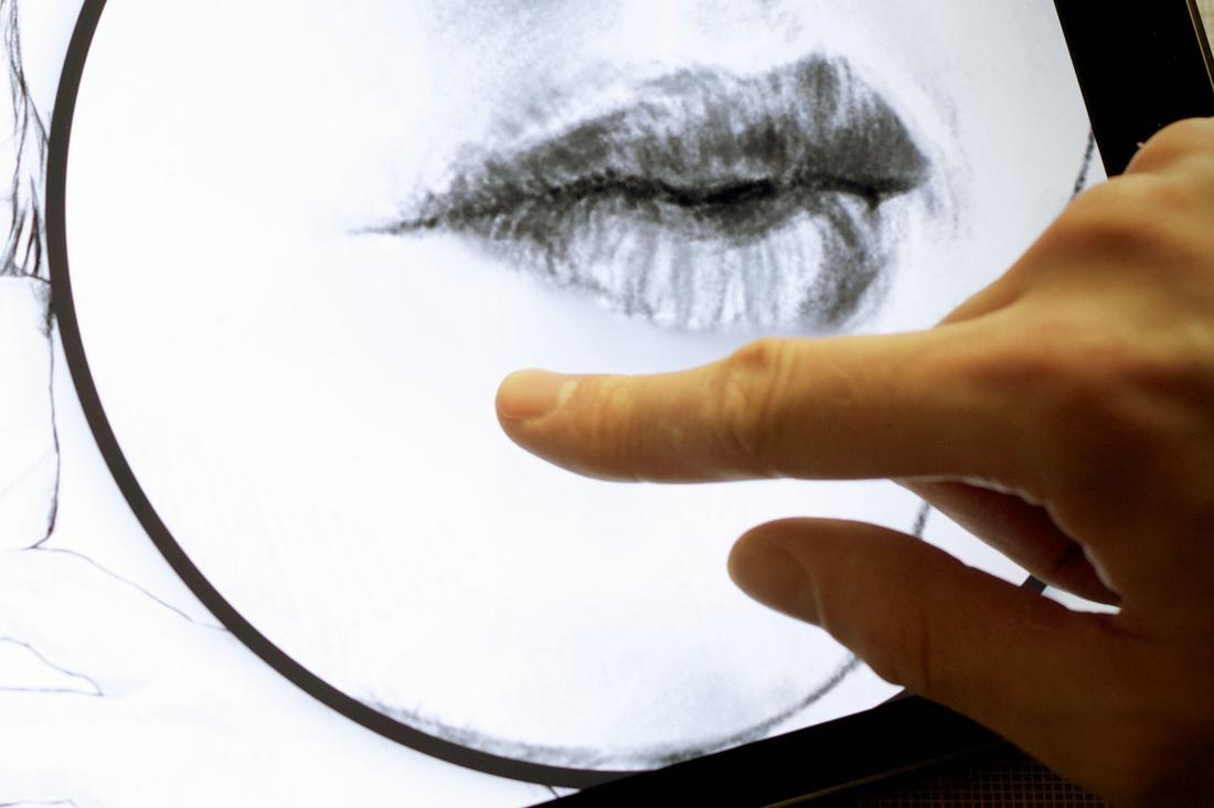 smudging a drawing digitally in Paper for iOS